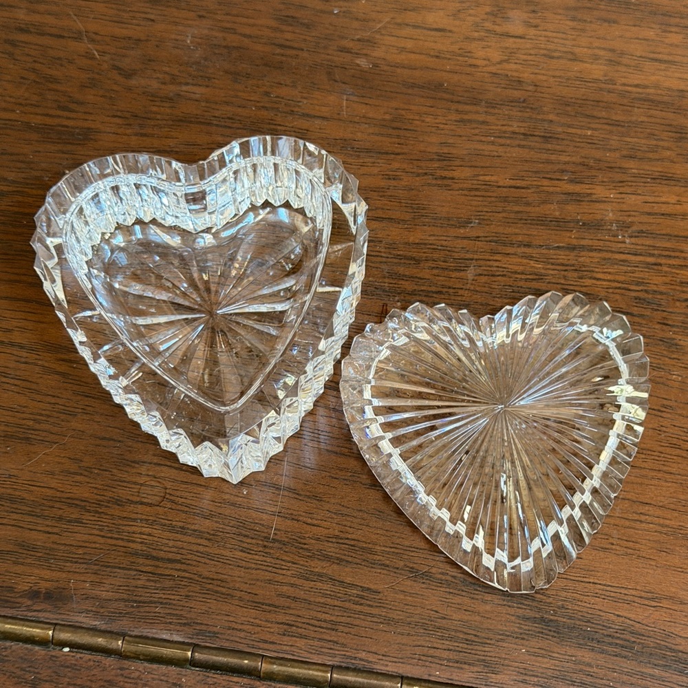 Waterford Crystal Heart Shaped Trinket Box, Minor Chips - Picture 4 of 12